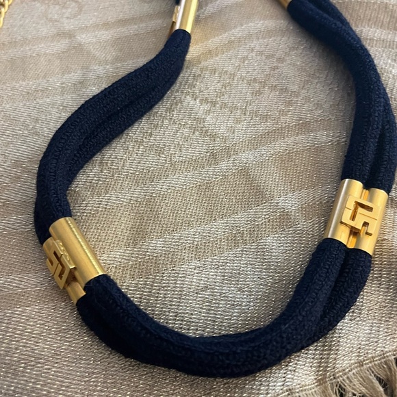 St. John Navy Rope & Gold Logo Chain Belt - 42” - Picture 5 of 5